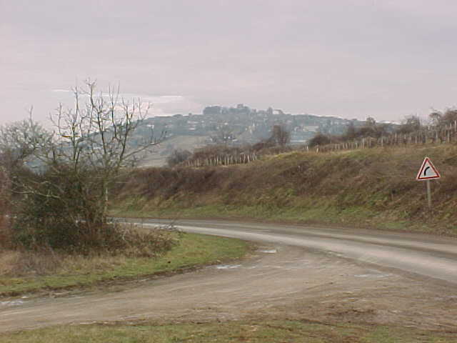 518 - LA CELEBRE COLLINE DE SANCERRE....jpg